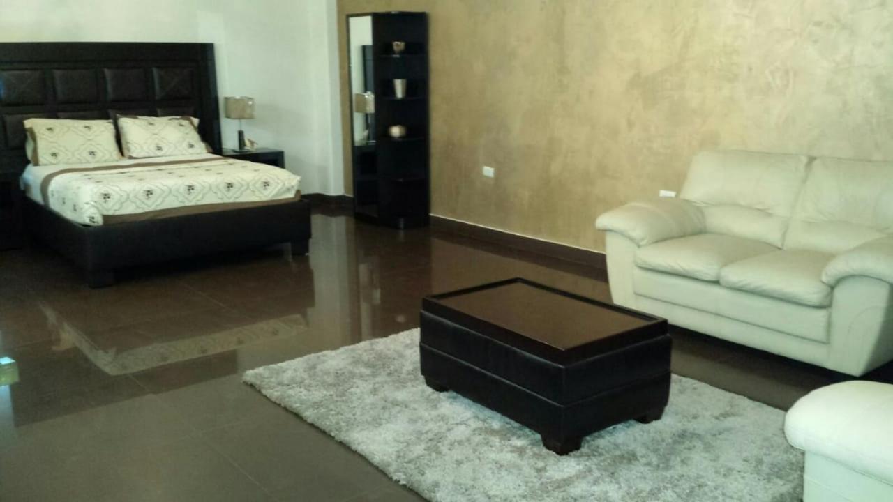 Premier Hotel Suites Ciudad Obregón Eksteriør billede